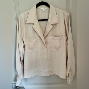 Never worn Banana Republic Blouse